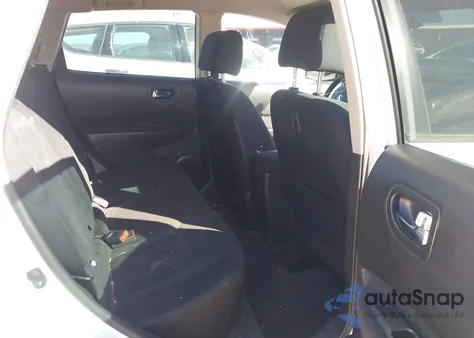 2015 Nissan Rogue Select S z USA, uszkodzony, nr VIN JN8AS5MT5FW670962